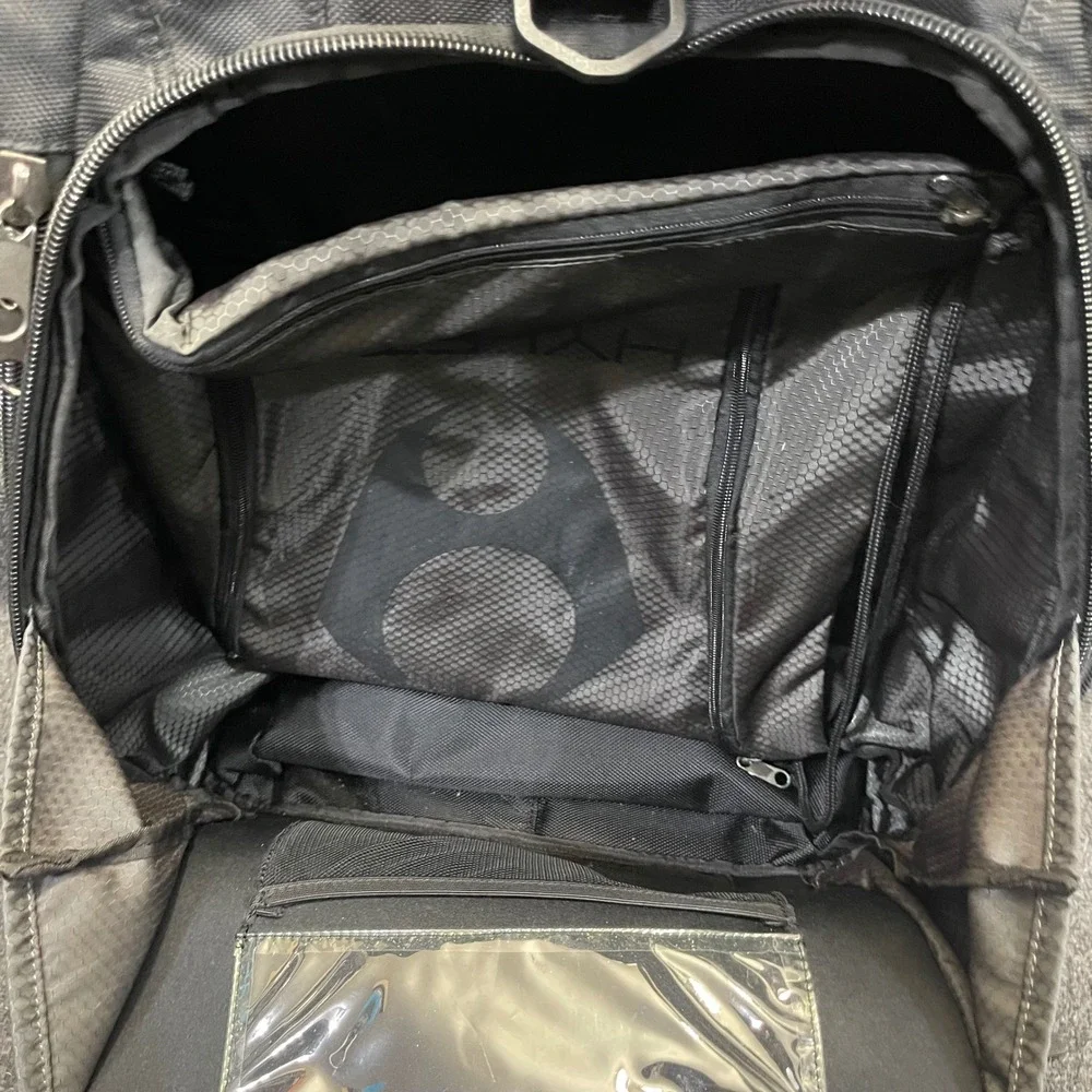 HYLETE Icon XL Gym Travel 1680D Black V150301 Convertible Backpack Duffle Bag